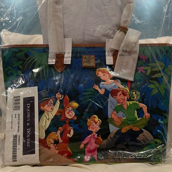 Dooney & Bourke X Disney Parks Peter Pan Tote Bag Wendy Tinker Bell tote NIB - Picture 1 of 13